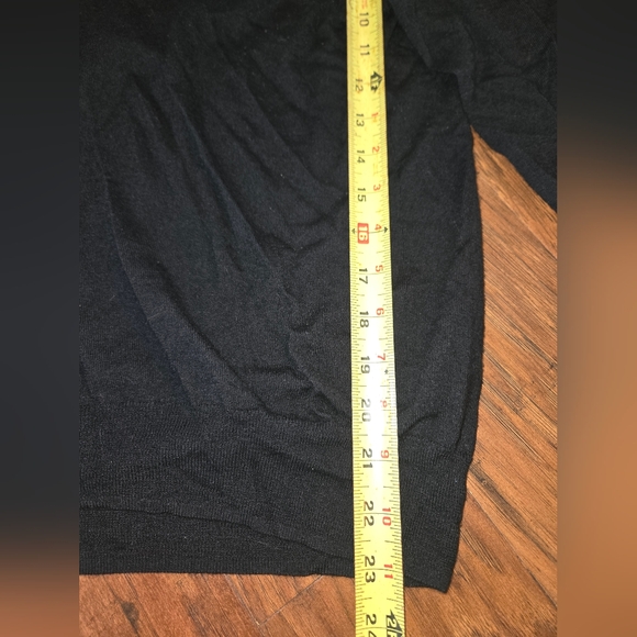 J. Crew Black V Neck Merino Wool Knit Warm Medium Sweater - Picture 5 of 7